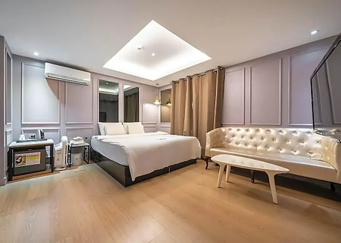 Yeoksam Lin Otel 2*
