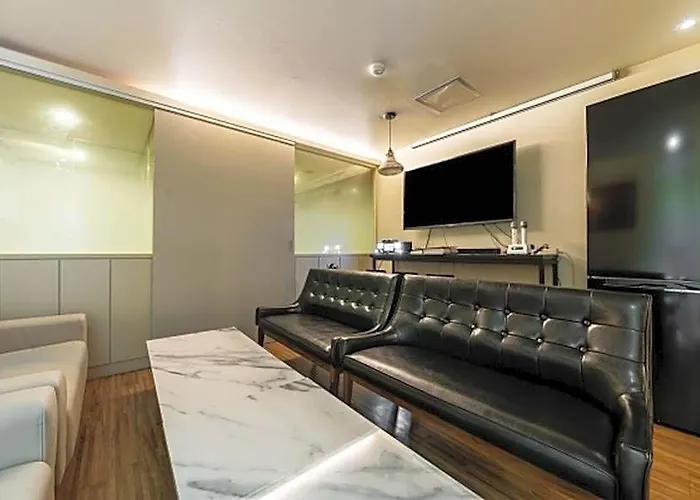 Yeoksam Lin Otel 2*